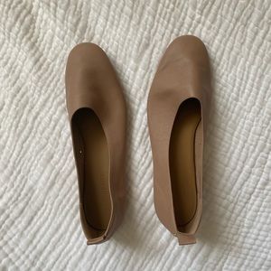Everlane- The Italian Leather Day Glove Tan Size 8